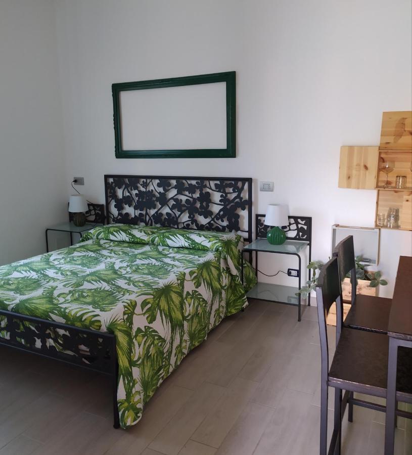 Francesca House Apartment Ерба Екстериор снимка