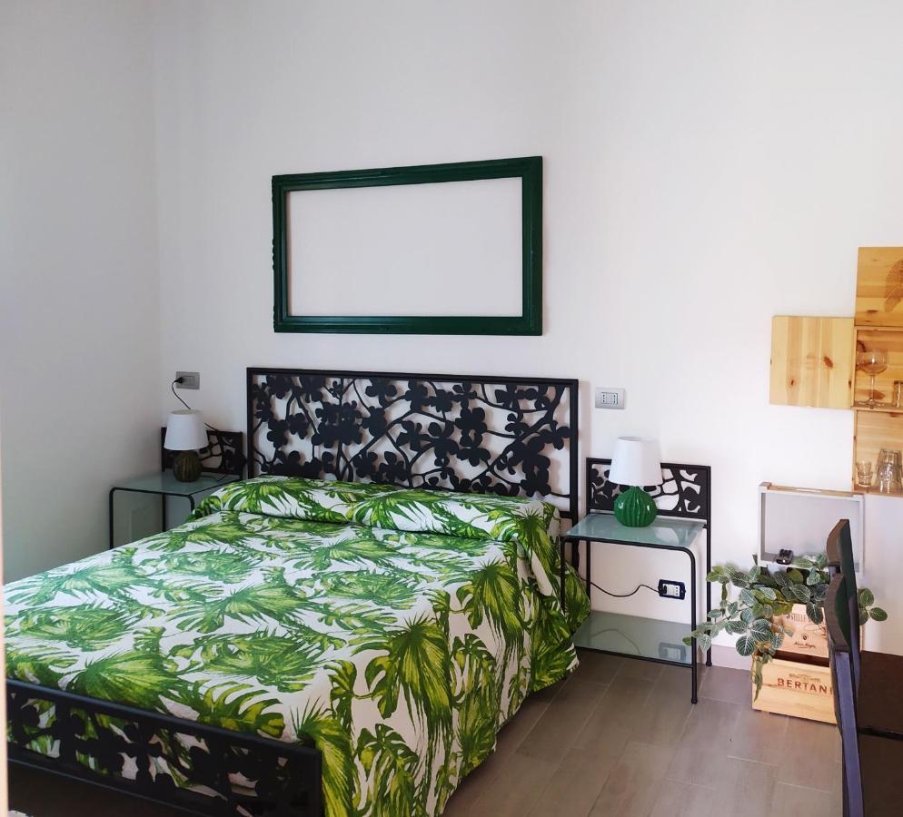 Francesca House Apartment Ерба Екстериор снимка