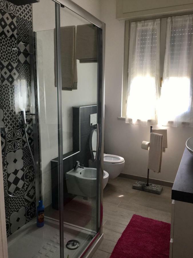 Francesca House Apartment Ерба Екстериор снимка